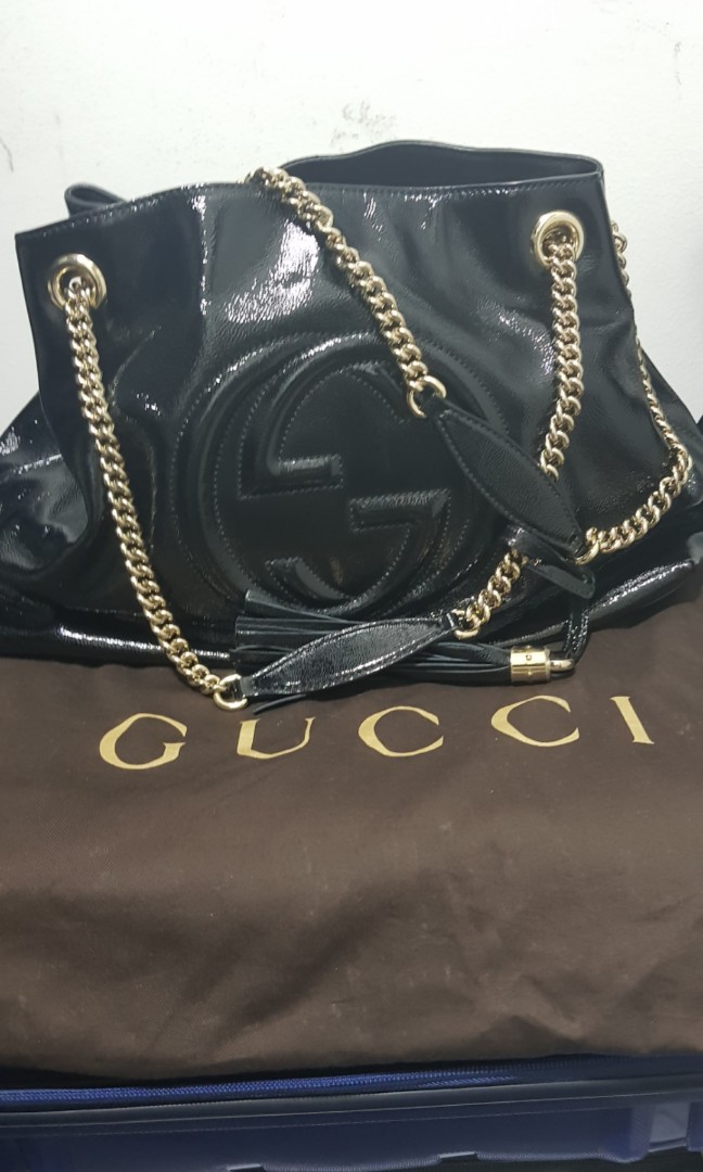 gucci soho tote with chain straps