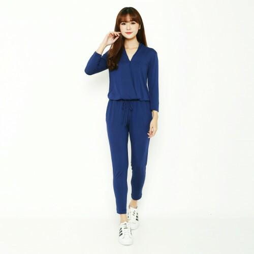 gap maternity jumpsuit