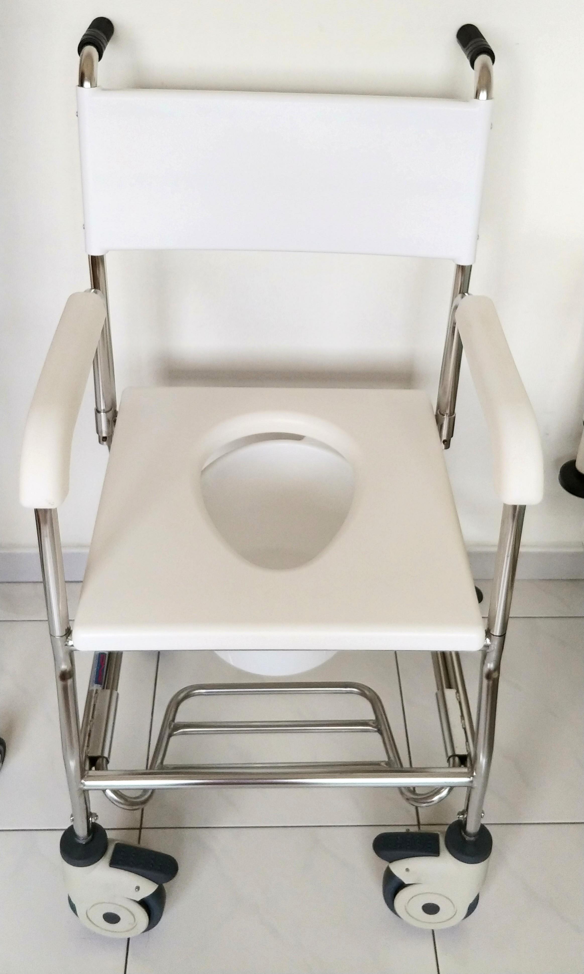 movable toilet seat