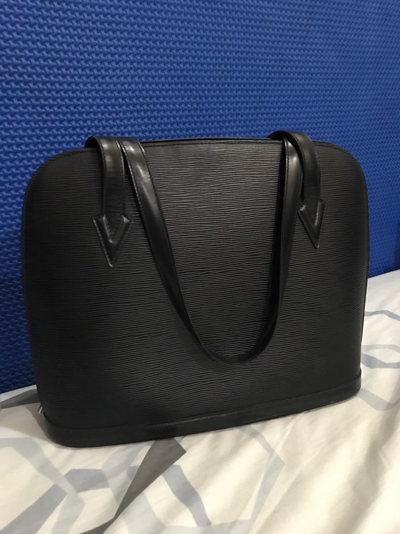 REPRICED Authentic Louis Vuitton LUSSAC Epi Leather bag