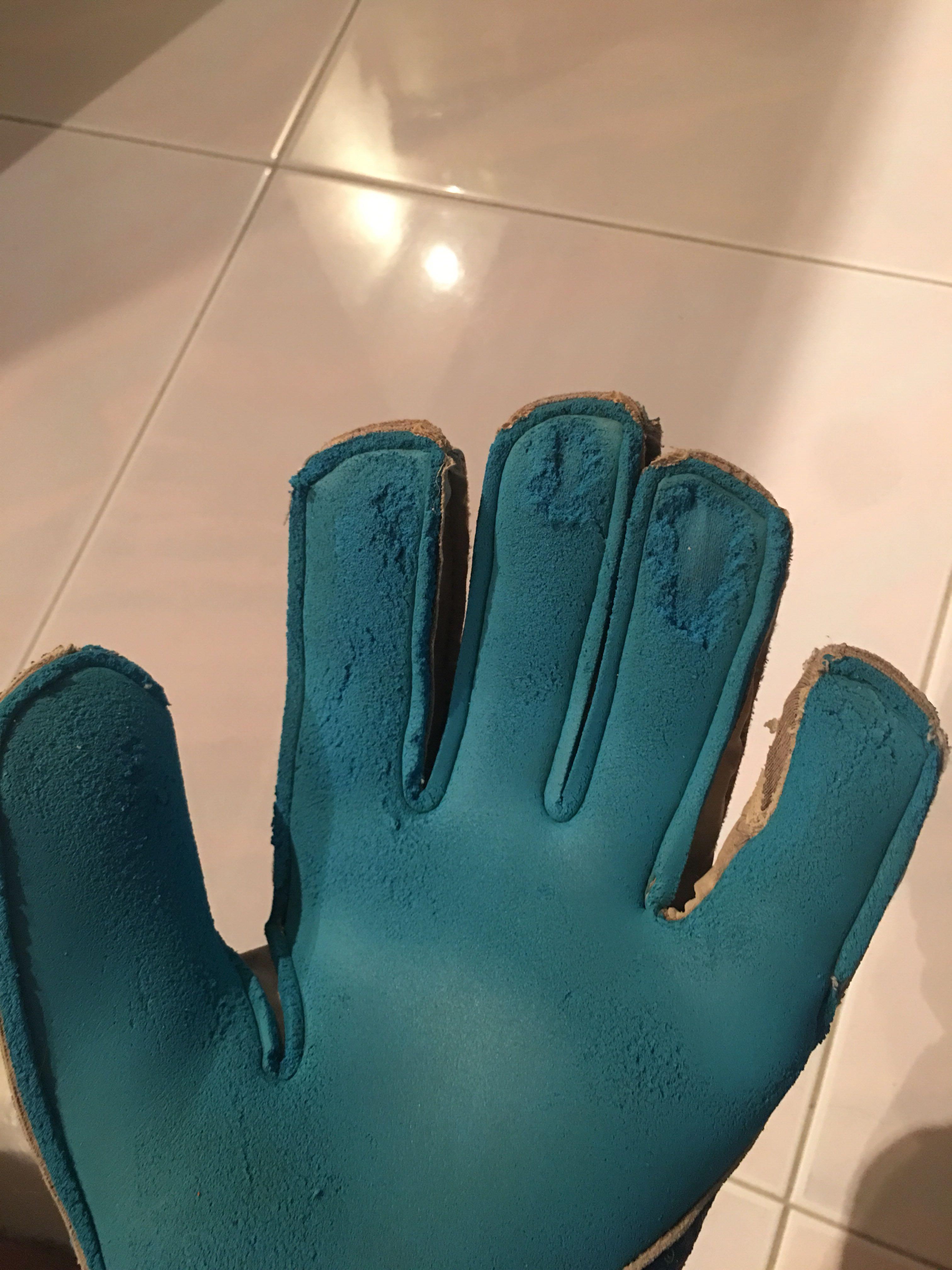 Reusch serathor ax2 store