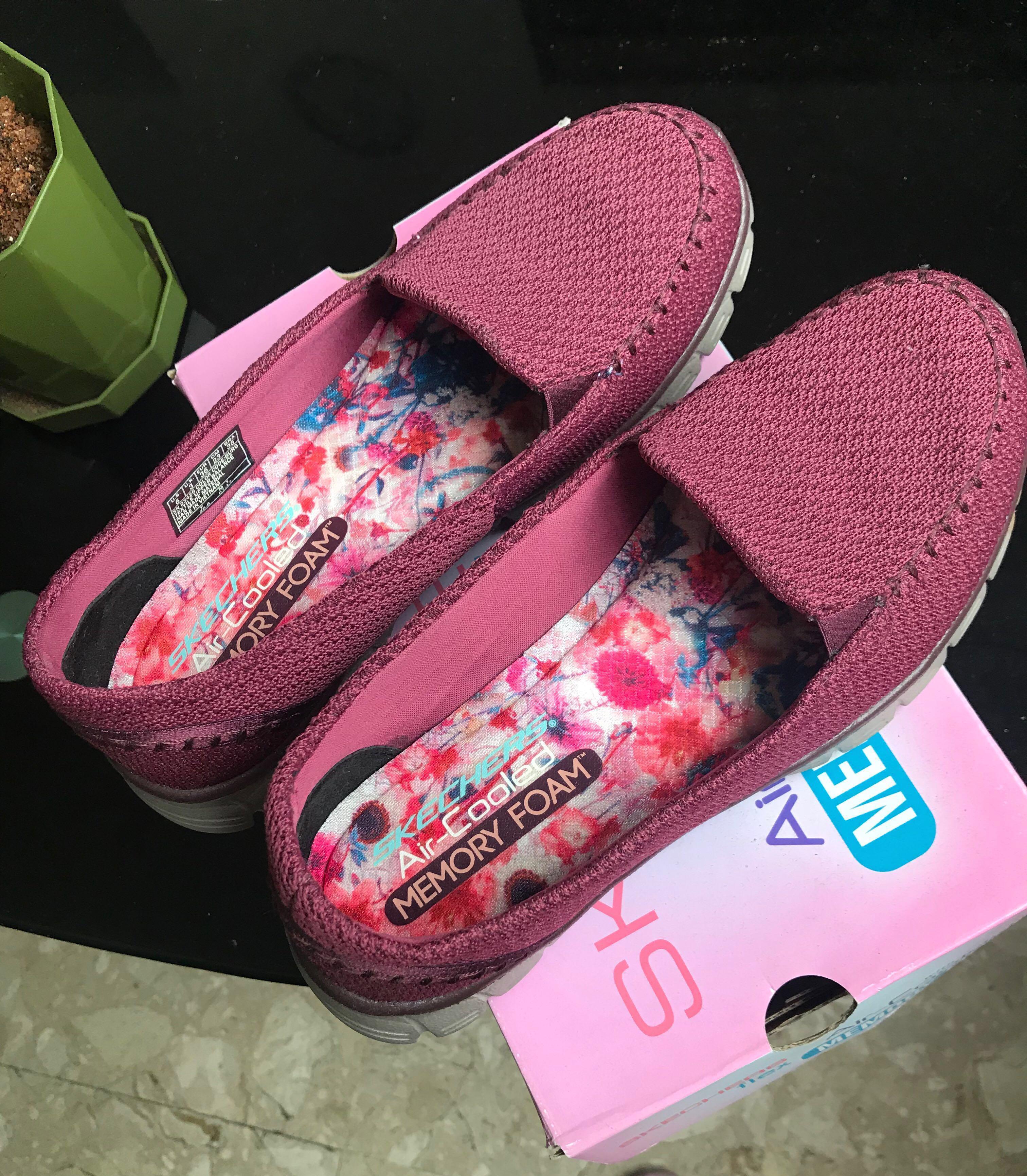 skechers hougang mall