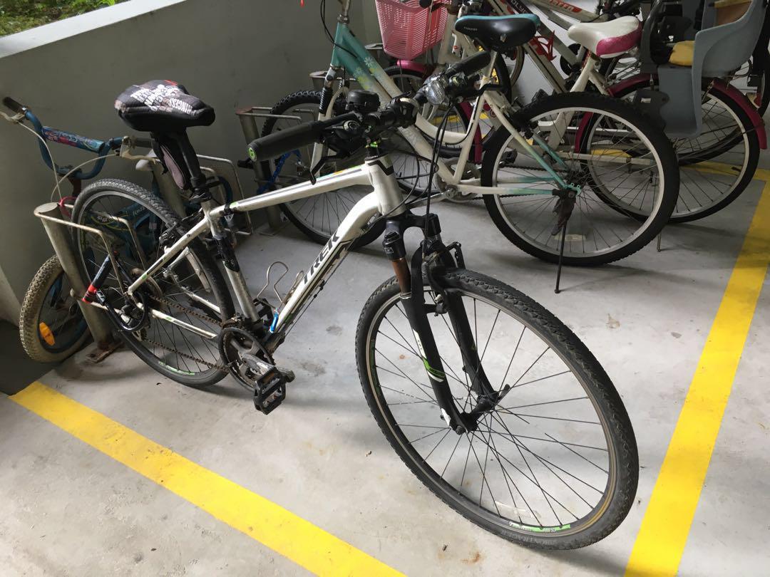 trek 8.2 ds price