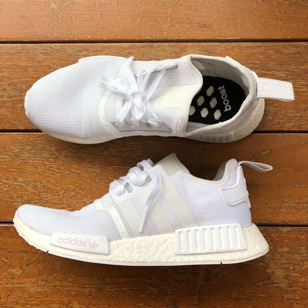 white adidas nmds