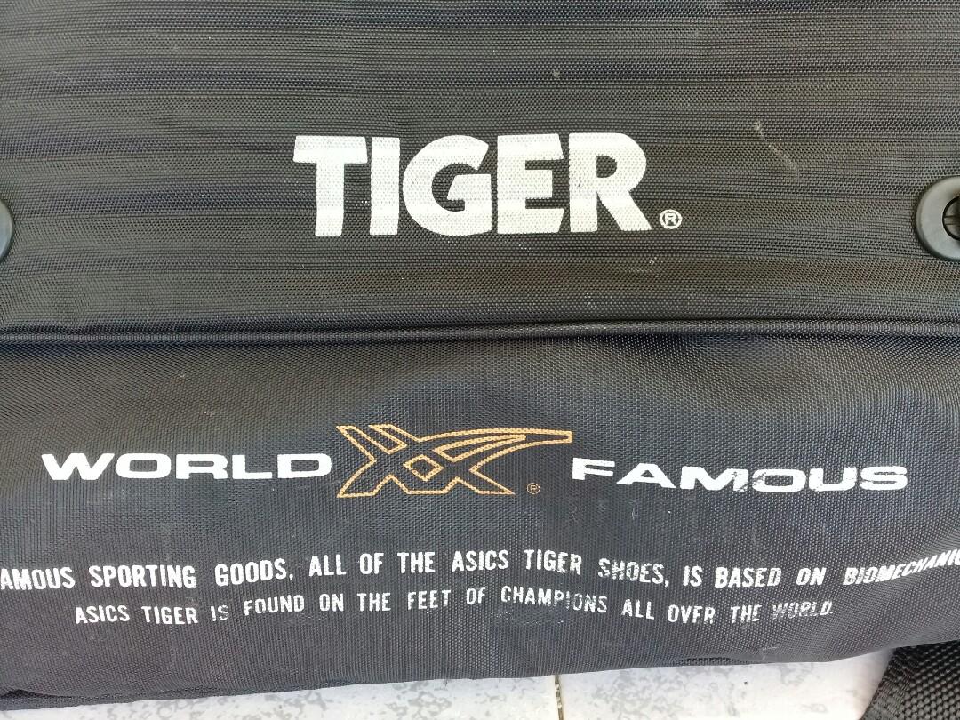 Asics 2025 tiger clothing