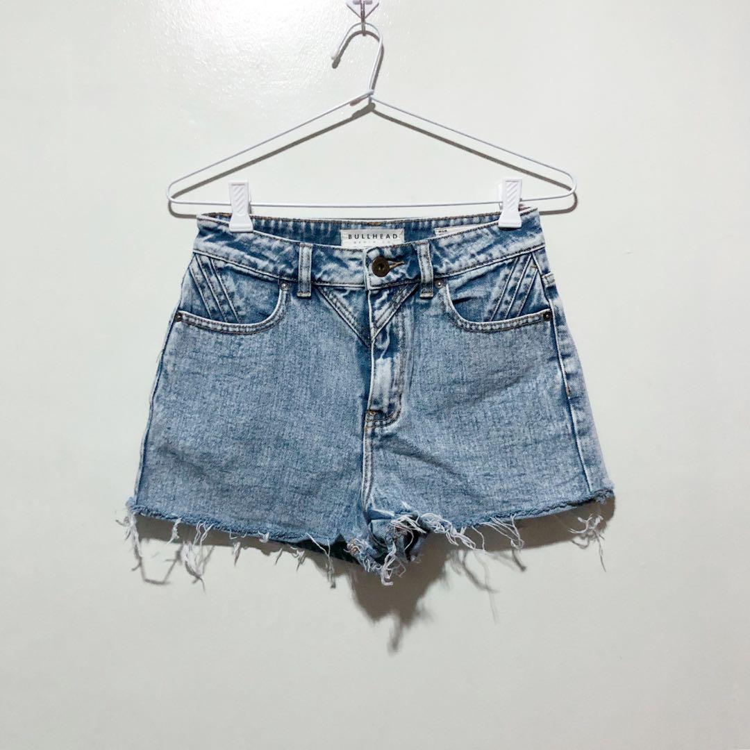 bullhead mom shorts