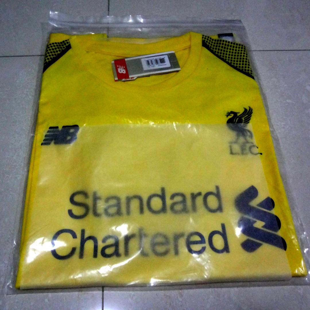 Alisson Becker, Football Shirts & Cheap Replica Kits