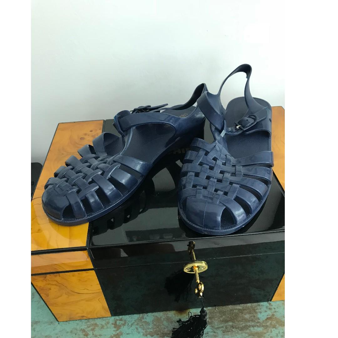 steve madden retro sandals