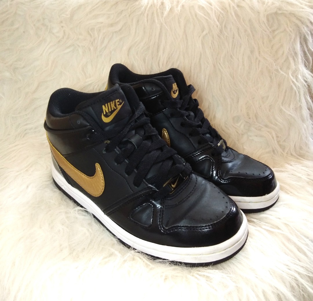 Nike air prize shop