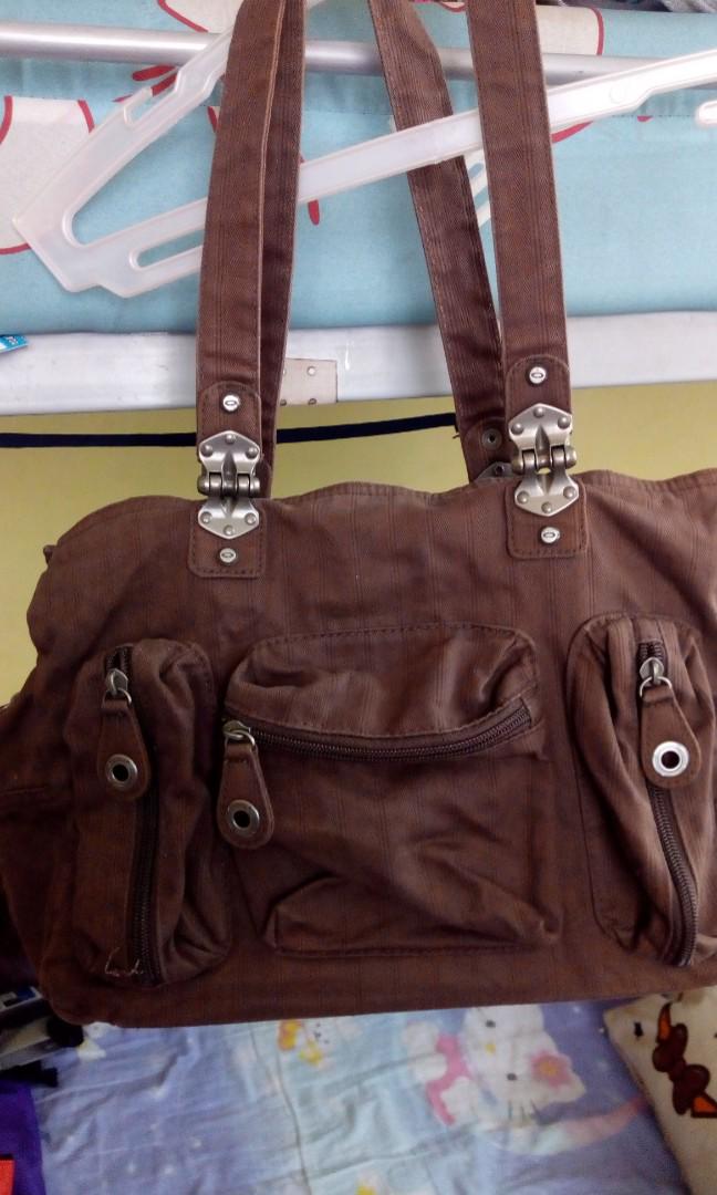 Oakley shoulder bag, Women's Fashion, Bags & Wallets, Shoulder Bags on  Carousell