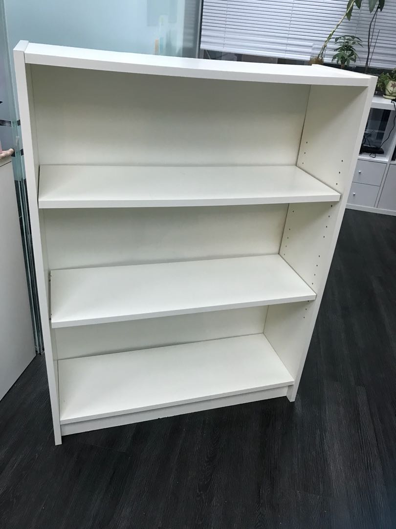 Stand alone shelving unit, 傢俬＆家居, 傢俬, 書櫃、櫃子及架 Carousell