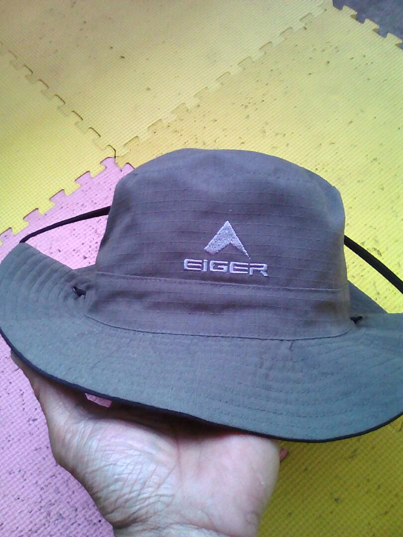 Topi Rimba Bucket Hats Eiger Bolak Balik Fesyen Pria Aksesoris Di Carousell