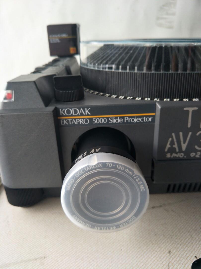 Lot - 4 KODAK EKTAPRO SLIDE PROJECTORS IN ORIGINAL BOXES