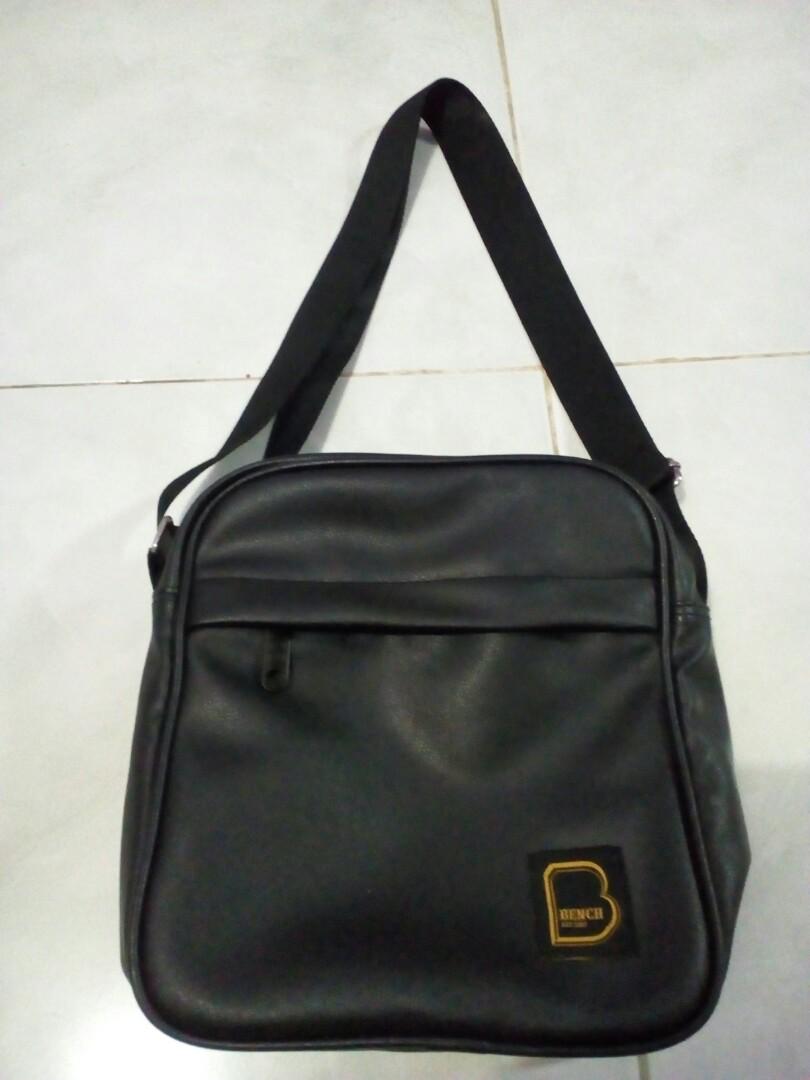 Bench sling bag 2018 shop