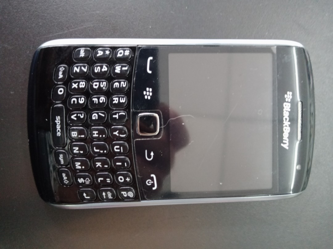 blackberry 9390