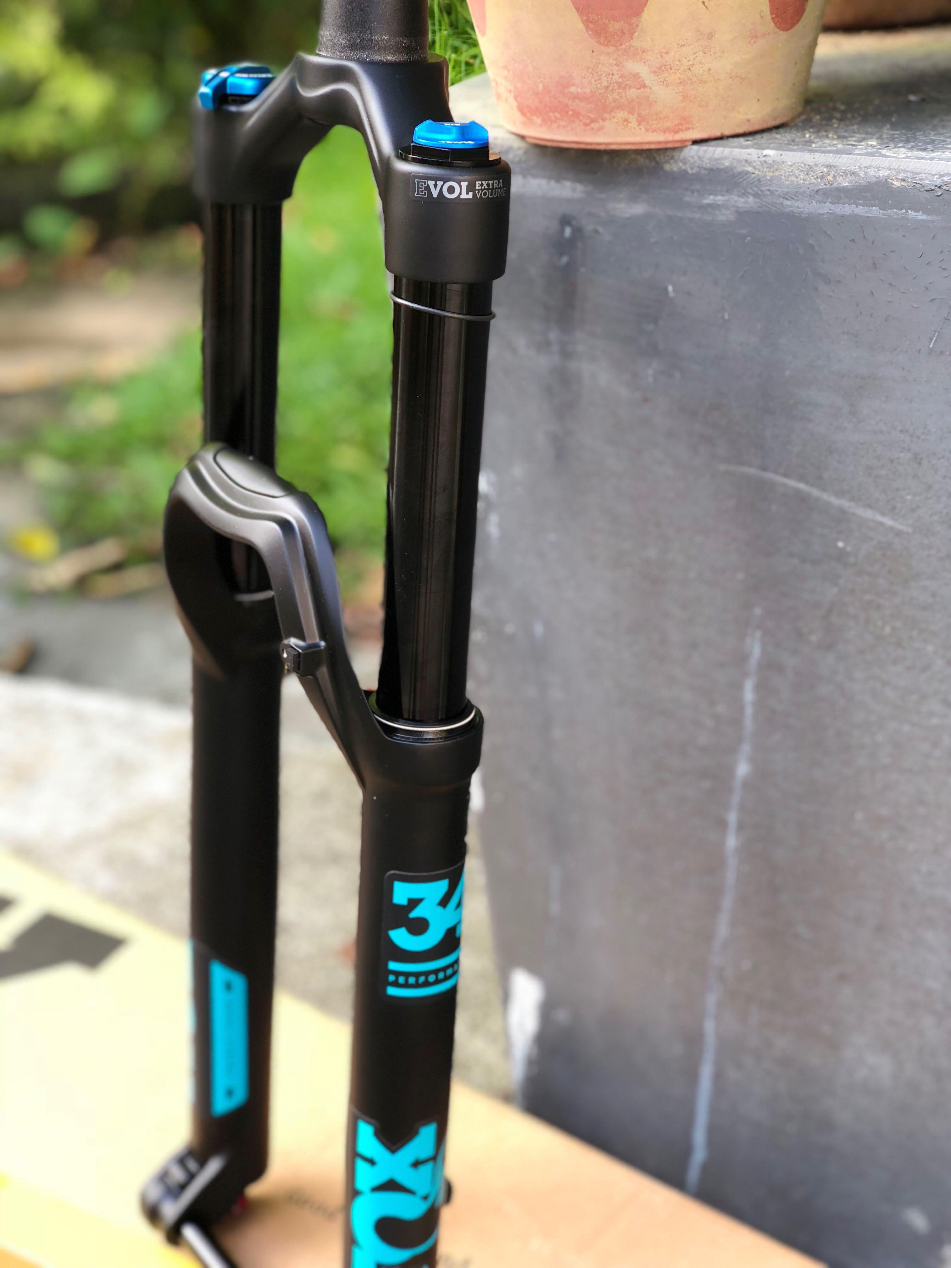 Fox 34 Float Performance FOX 34 Float 27.5” Performance 150mm Boost, Sports Equipment, Bicycles ...