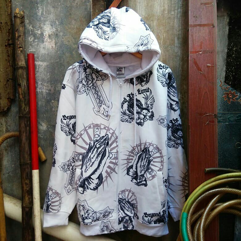 Jaket Hoodie Sweater Beyond The Limit Fesyen Pria Pakaian Di Carousell Jaket Hoodie Sweater Beyond The Limit Fesyen Pria Pakaian Di Carousell