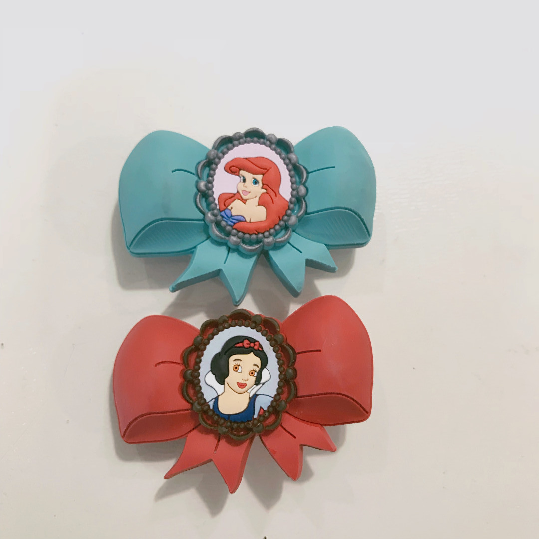 Jibbitz shoe charm Ariel and Snow White bow Babies Kids