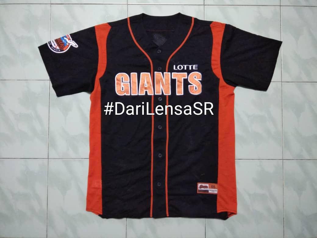 LOTTE GIANTS PROFESIONAL BASEBALL JERSEY Men s Fashion Tops