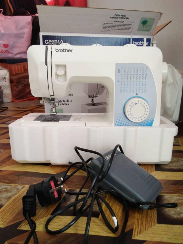 Mesin Jahit Brother GS3710, Hobbies & Toys, Stationery & Craft, Craft