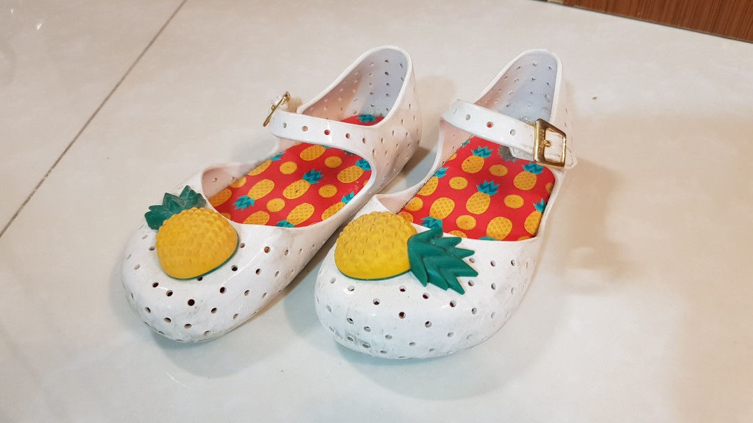 mini melissa pineapple shoes