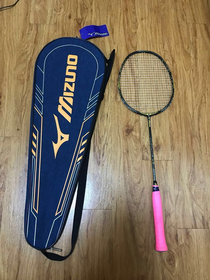 Mizuno Duralite 68 badminton racket Sports Equipment Sports
