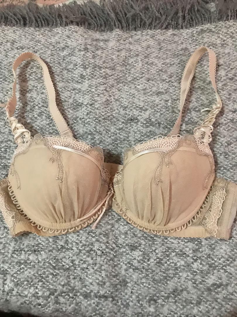 Modern Girl Bra Used, Women's Fashion, Dresses & Sets, Traditional & Ethnic  wear on Carousell