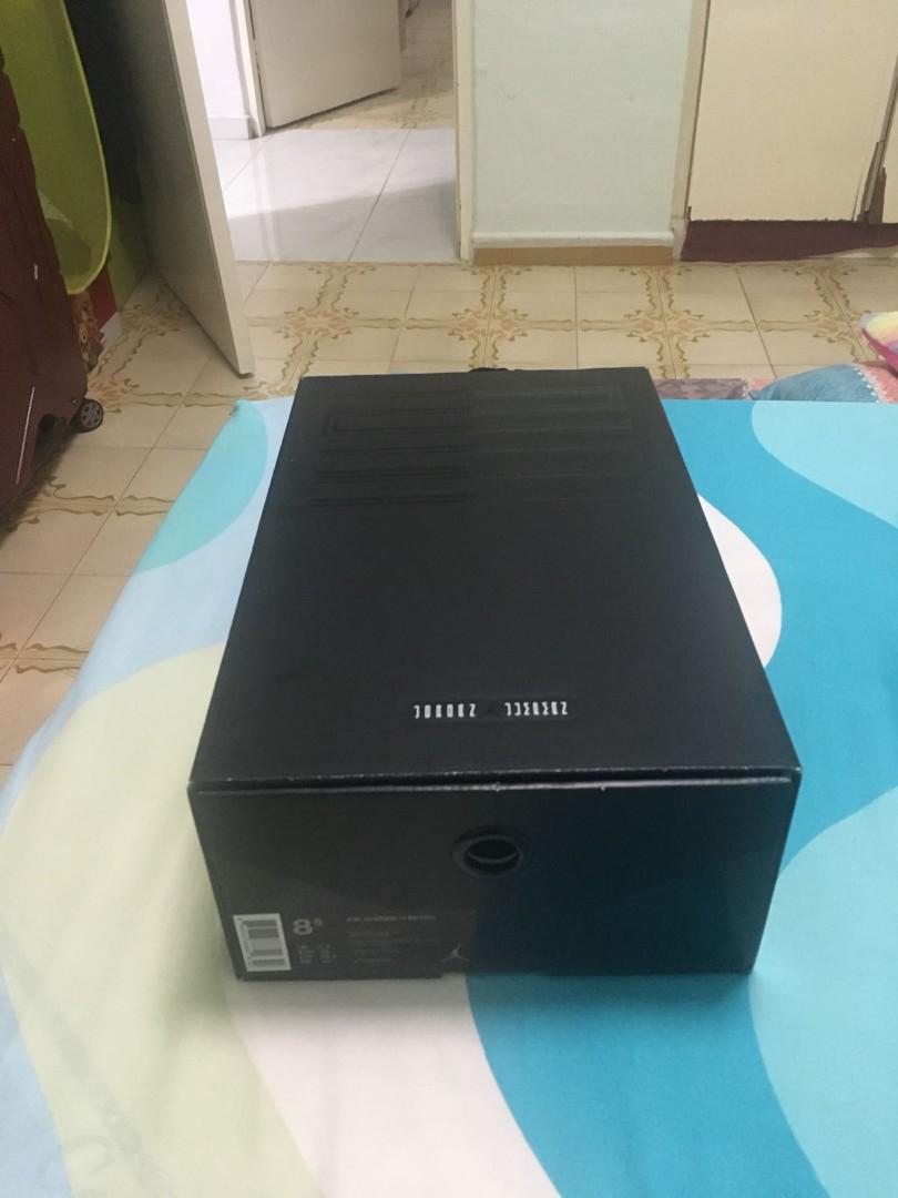 nike air jordan 11 retro cap and gown