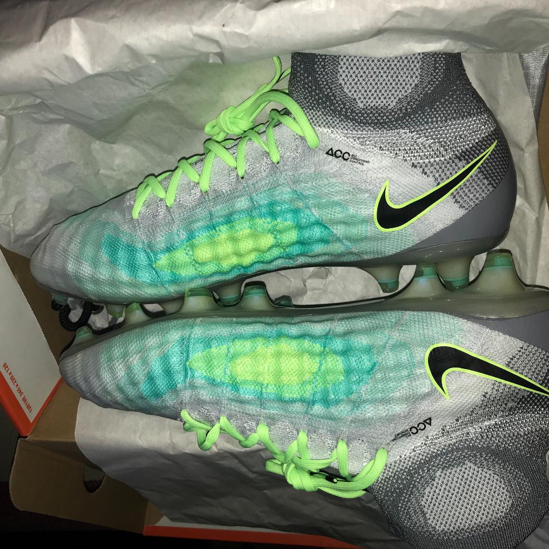 Obra football boots clearance