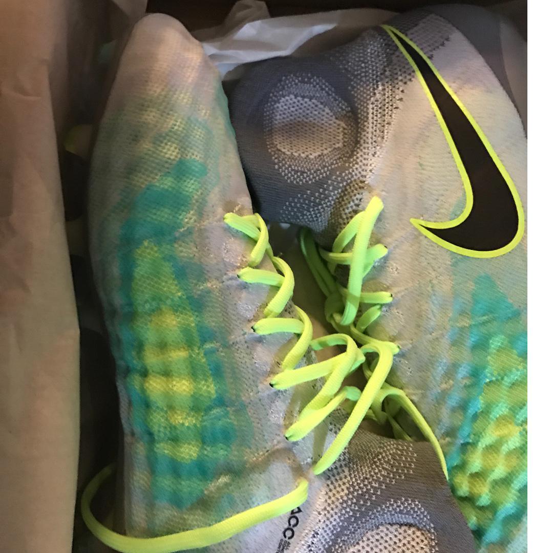 size 5 magista obra