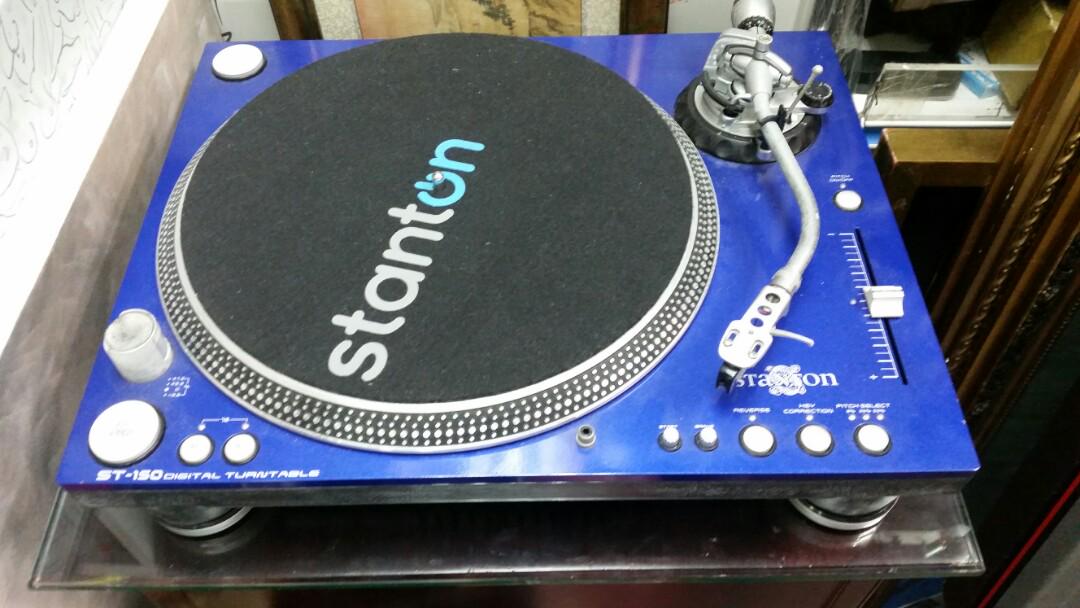 送料無料/プレゼント付♪ タンテーブル STANTON STR8-150 - DJ機器