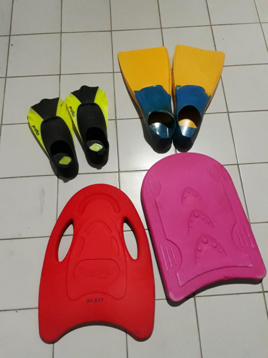 Swimming kicking board/flipper, Sports Equipment, Exercise & Fitness