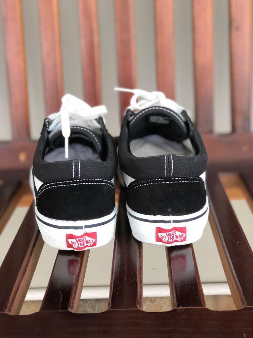Vans oldskool BW Japan Market original Fesyen Pria Sepatu di Carousell