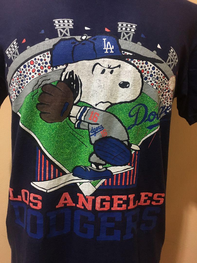 Vintage LA Dodgers X Snoopy Tshirt, Men's Fashion, Tops & Sets, Tshirts &  Polo Shirts on Carousell