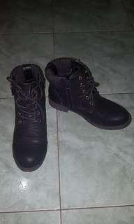 Black boots