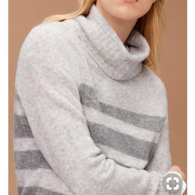 Aritzia Community Plutarch Sweater Women S Fashion Clothes On Carousell