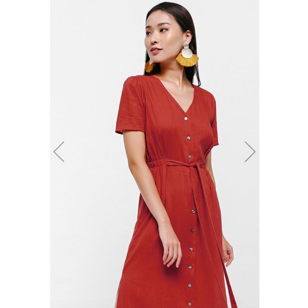 BNWT Love Bonito Etteh Shirt Maxi Dress in Rust Women s Fashion Tops Sleeveless on Carousell