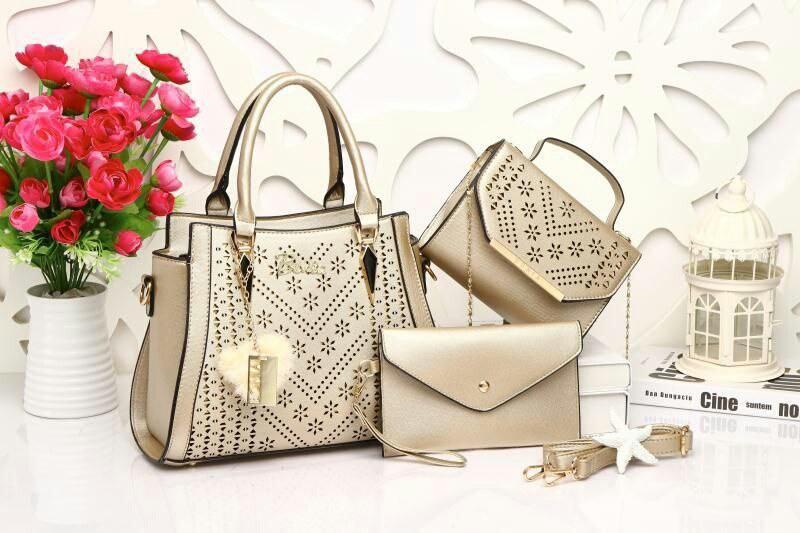 Bonia Handbag GRED 3A, Women's Fashion, Bags u0026 Wallets, Purses u0026 Pouches on  Carousell