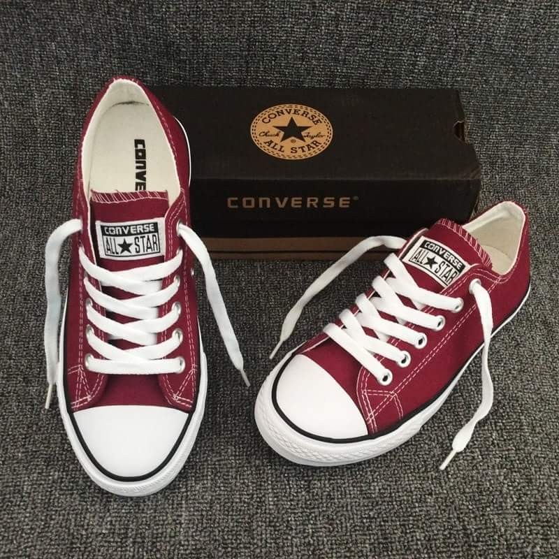 Converse low maroon top