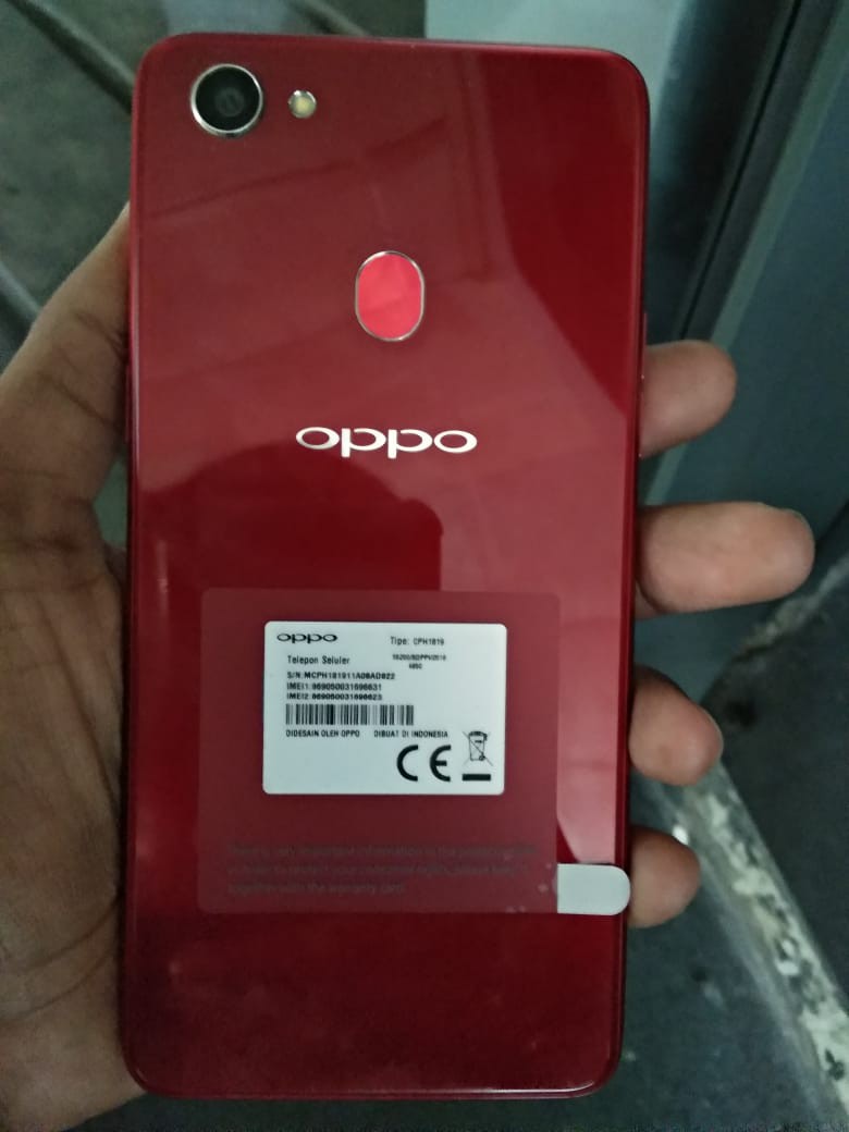 D Jual Hp Oppo F7 Kondisi Masih Grees Pemakaian Baru 3 Bln Nego Alus Telepon Seluler Tablet Ponsel Android Oppo Di Carousell