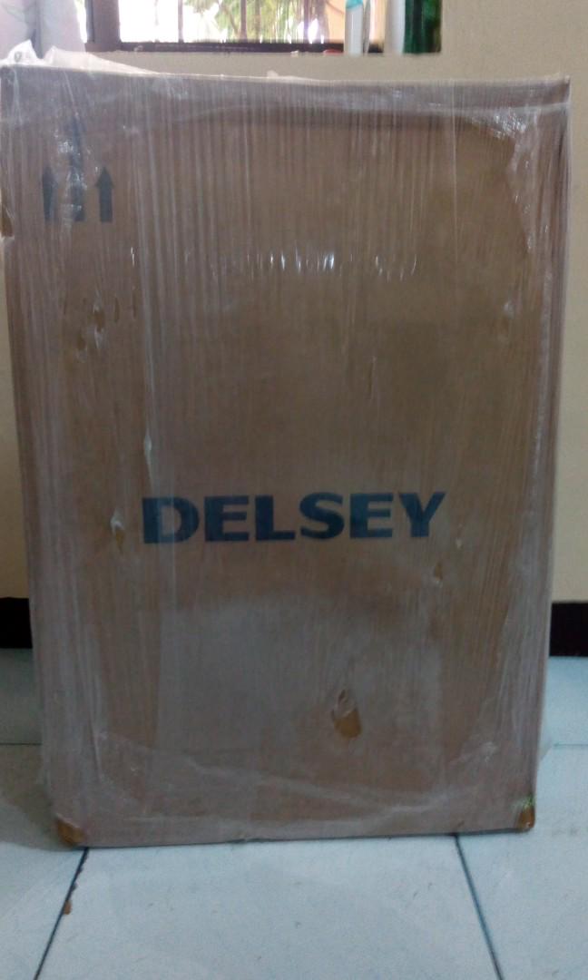 Delsey bastille lite 29 clearance