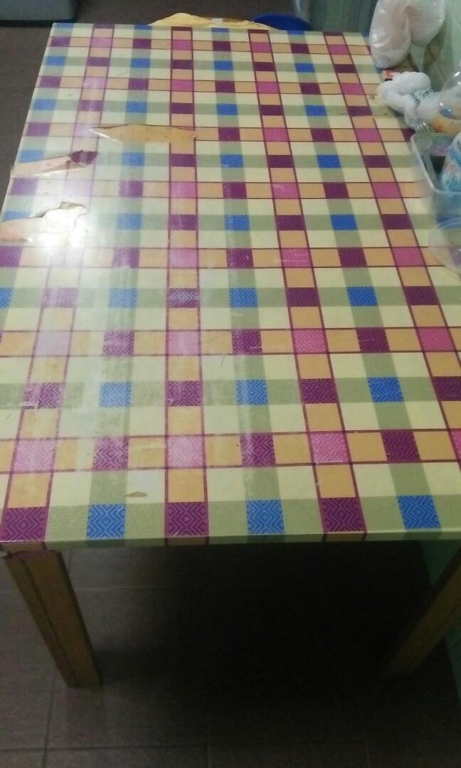 Dining Table (Category: Tables & Sets) located in Singapore. Submitted by arun05021998 (Listing ID 189685892, Image 1). Description: .