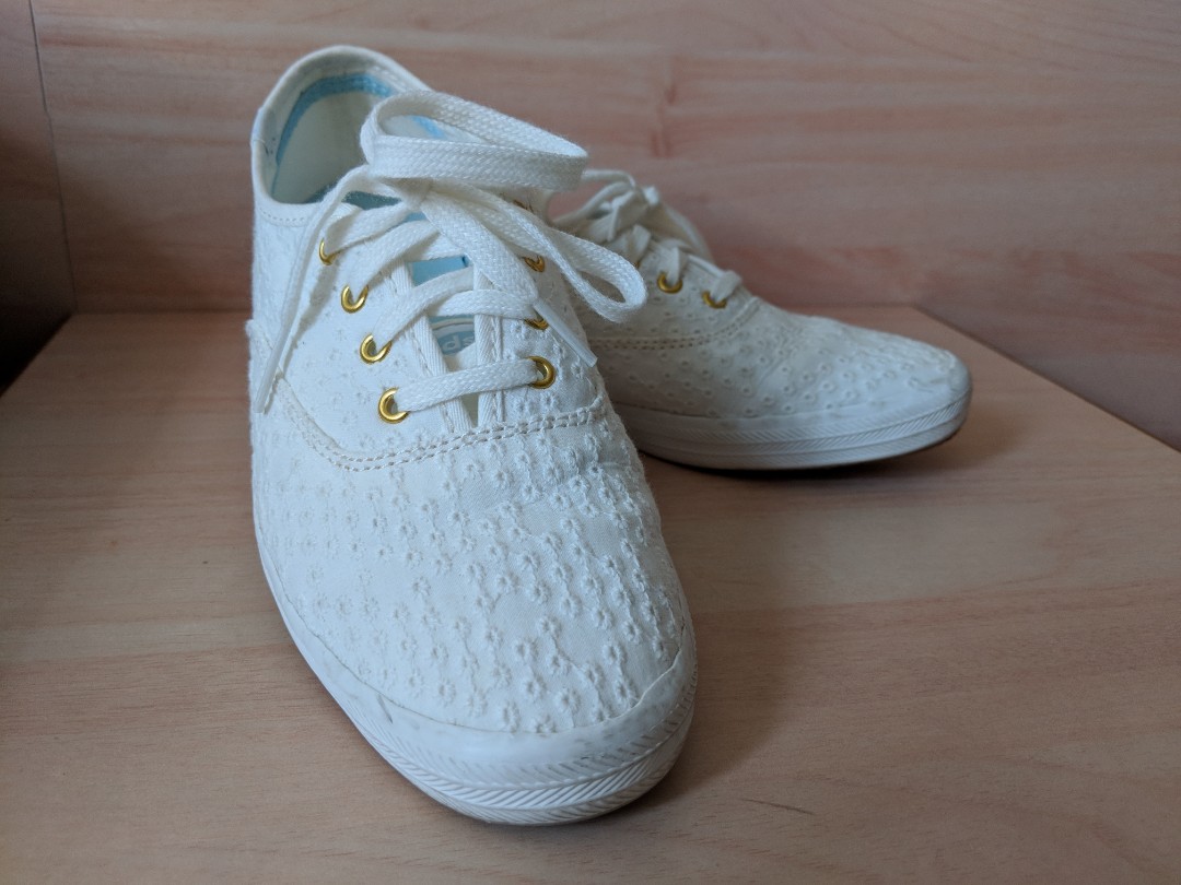 eyelet sneakers