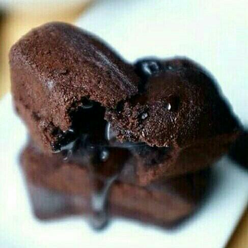 Kue Balok Brownies Mahkota Makanan Minuman Kue Kue Di Carousell