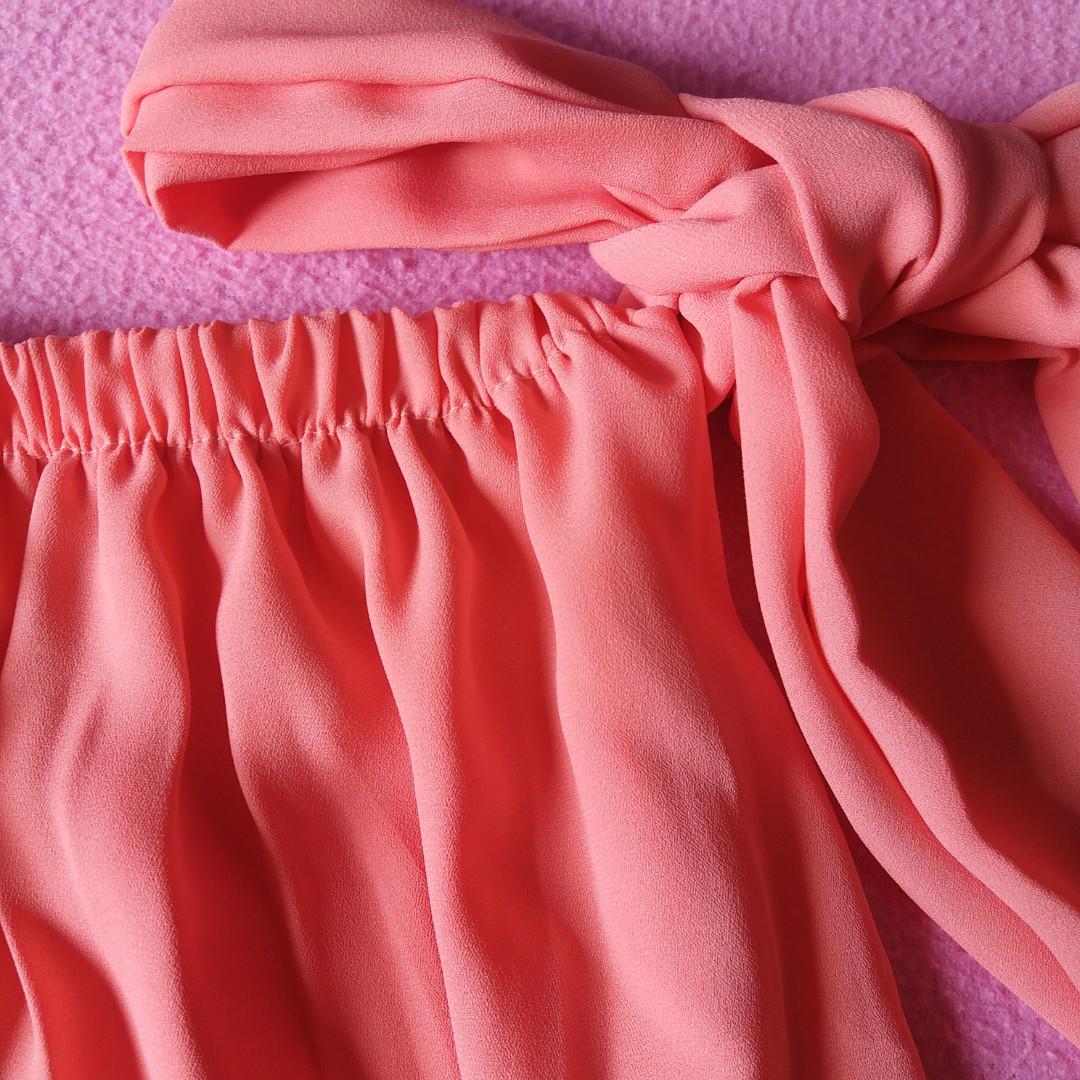 peach top (Category: Others Tops) located in Quezon City. Submitted by mindincloudnine (Listing ID 189593575, Image 2). Description: -chiffon material.