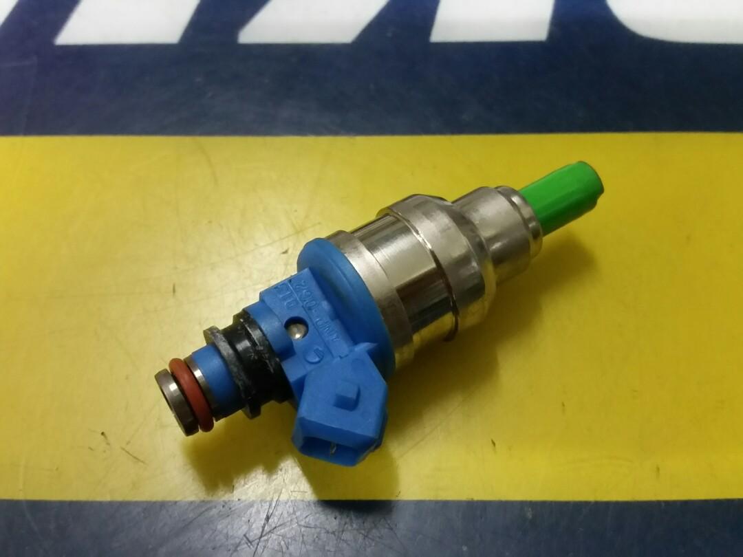 Proton Wira 1.5 Fuel Injector ORI, Auto Accessories on Carousell