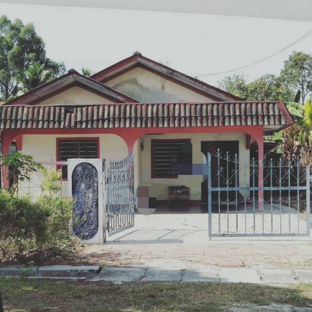 Rumah Dengan Tanah Lot Di Rpt Batu 10 Tanjung Tualang Perak Untuk Dijual Property For Sale On Carousell