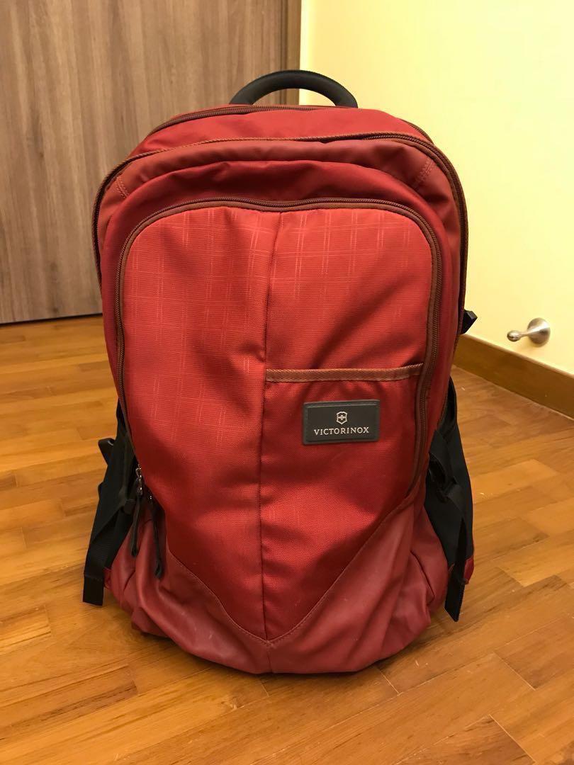 victorinox luggage price