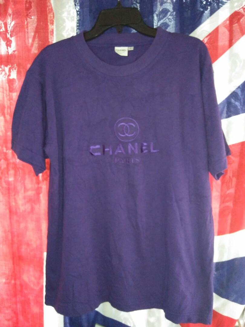 VINTAGE BOOTLEG CHANEL TEE- THICK MATERIAL- CIRCA 1980s- SIZE S