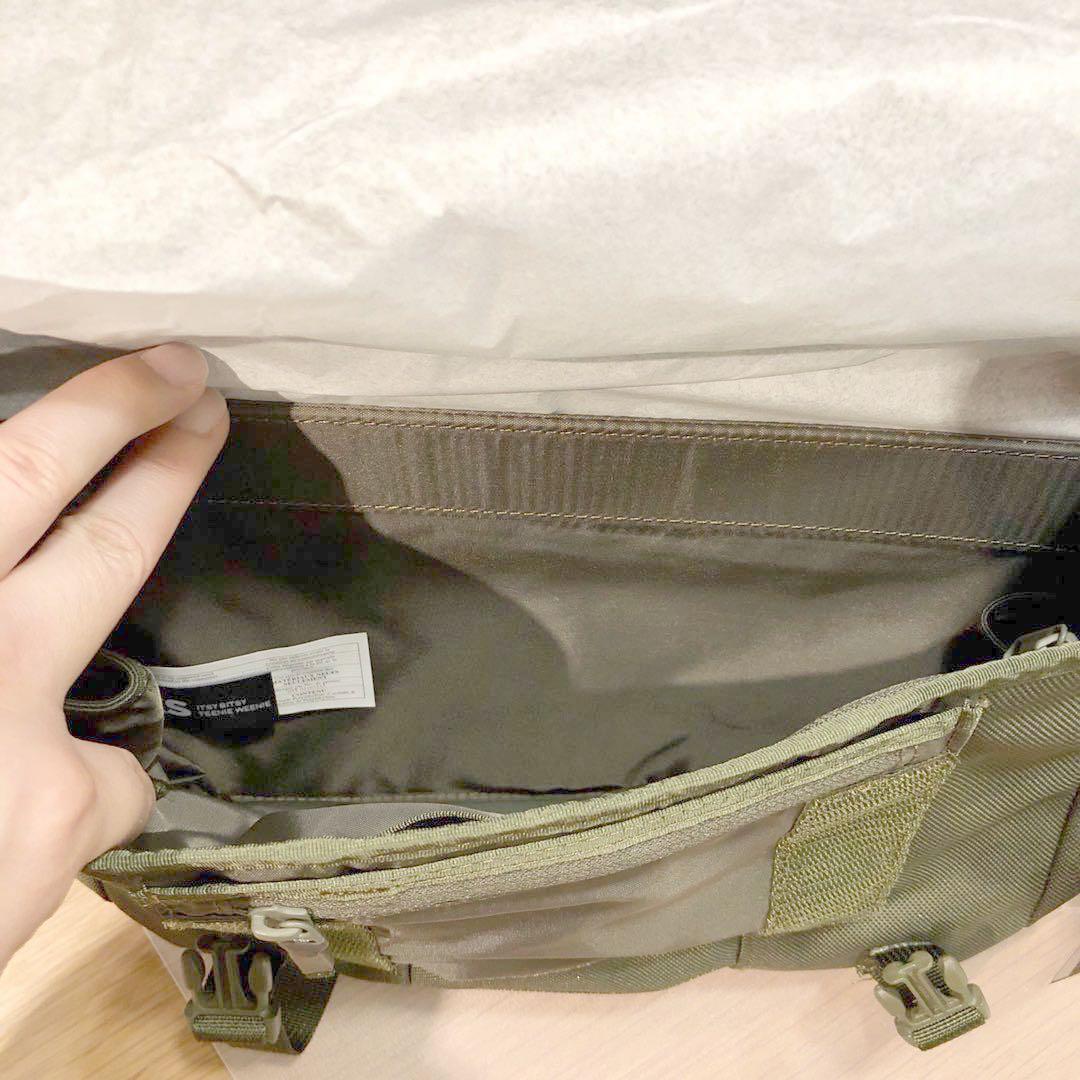 Authentic Timbuk2 Classic Messenger Bag Size Xs Army Green Men S Fashion Bags Wallets Sling Bags On Carousell